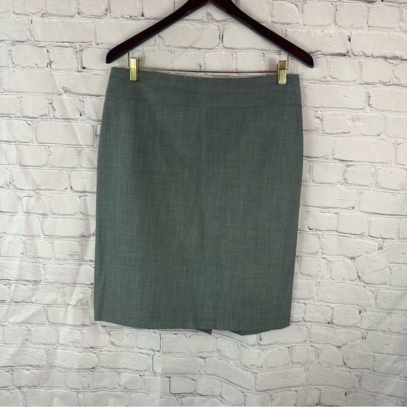 Banana Republic grey Pencil Skirt Knee-Length sz 10 office wool blend neutral - Picture 1 of 7
